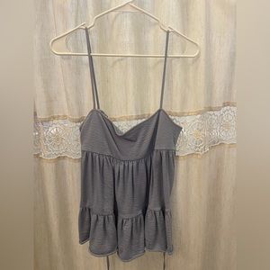 Medium top urban outfitters